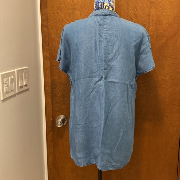 Alex & Parker jeans blouse size medium - Picture 5 of 5